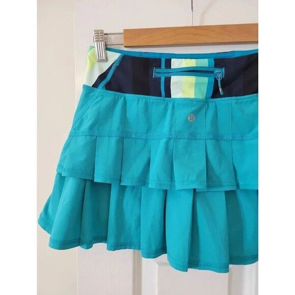 Lululemon Run Pace Setter Skirt Surge / Assorted Stripe Surge 4 - Picture 2 of 11